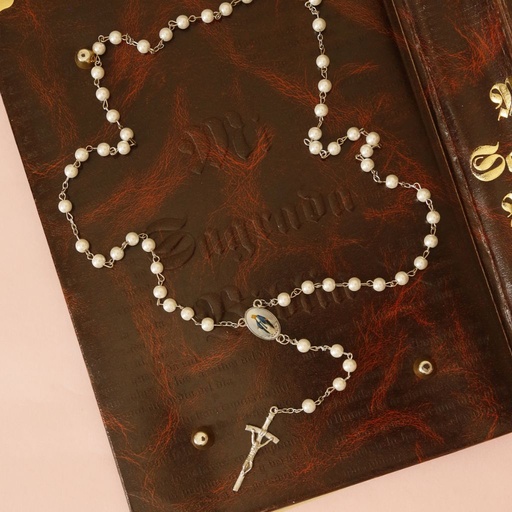 [RS.006] Rosario Perlado 51cm